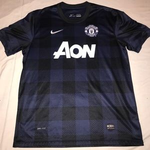 MENS NIKE MANCHESTER UNITED JERSEY SIZE XL